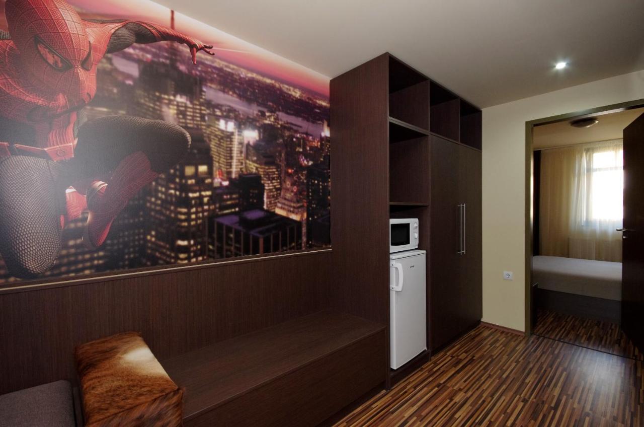 Corvin Apartman Gyula Bagian luar foto